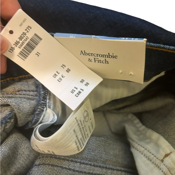NWT Abercrombie & Fitch Ankle Straight Ultra High Rise Denim Jeans- Size 30/12 - Picture 6 of 6